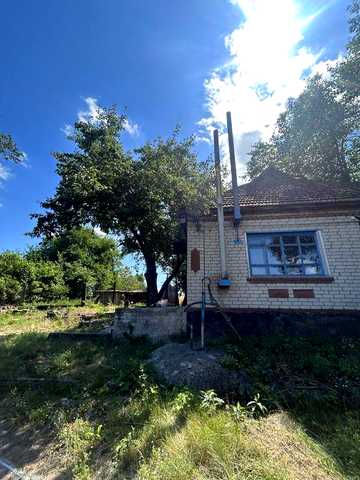 Продається цегляний будинок