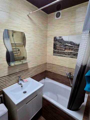 Продам 2 ком квартиру, капиталный ремонт, ул. Душкина