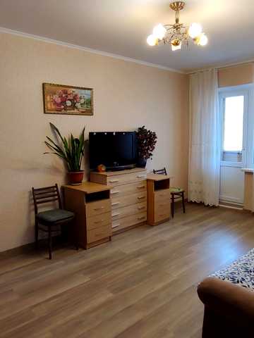 Прирічна вул., 29