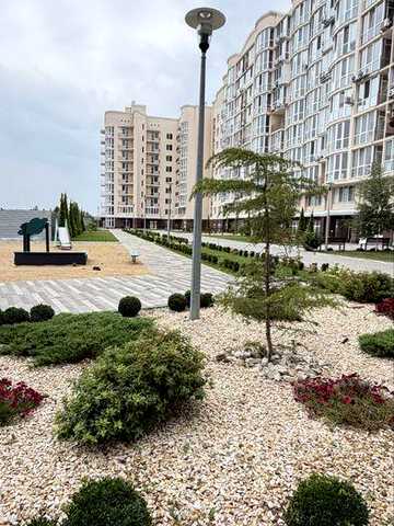 ТЕРМІНОВО !ВІД ВЛАСНИКА.  Продаю свою 2 к/кв , 78 м.кв, 5 поверх по переуступці в  уже зданому новому корпусі  ЖК Рівʼєра ЖК Рівʼєра