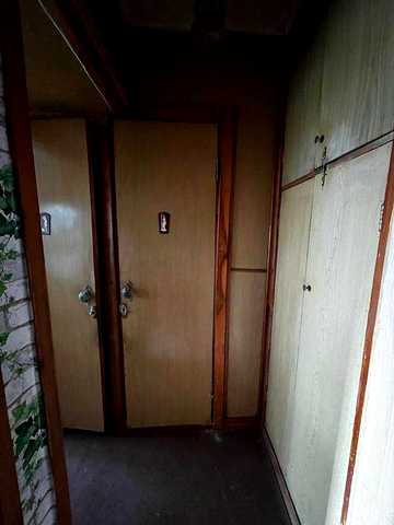 продам 2к квартиру жилмасив  Комунар