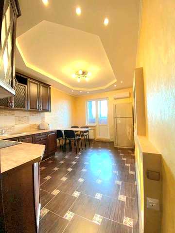 Оренда 3кім.84м.кв.  метро Васильківська