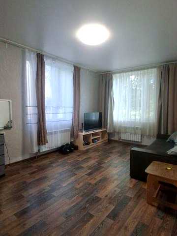 Чугуев Продам 3х ком.квартиру