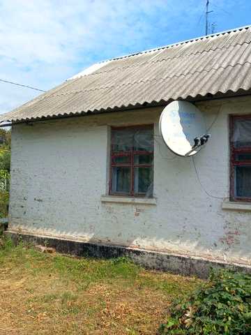 Продається 3-х кімнатна квартира в м.Глобине