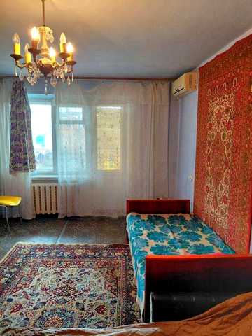 2к.Продаю.ул.3 Слободская. Пр.Центральный,АТБ.9/9. 21000т.