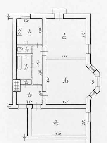 3-кімнатна сталінка в ЦЕНТР, закритий двір