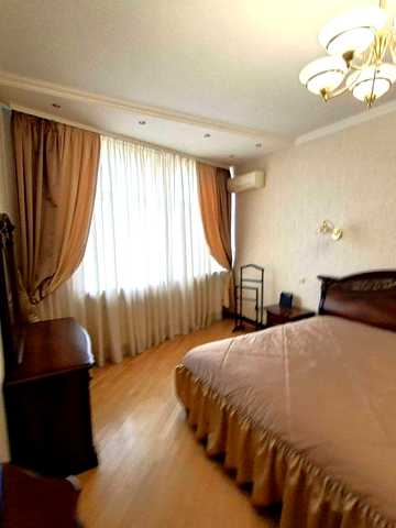 Здам квартиру Лесі Укранки,7Б ст. м. Кловська 5 хвилин!