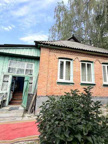 Продаж цегляного будинку по вул. Зелена