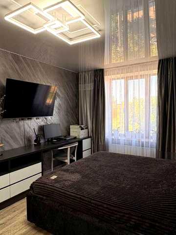 Продаж 3х кім квартири. Пл. Артема. Автономка! Станція на 5,2 кВт! Гараж!