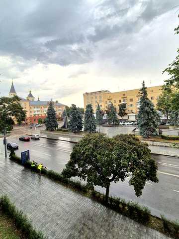 Здається 3-х кім квартира в самому Центрі міста вул. Перемоги 3, меблі,техніка, вільна
