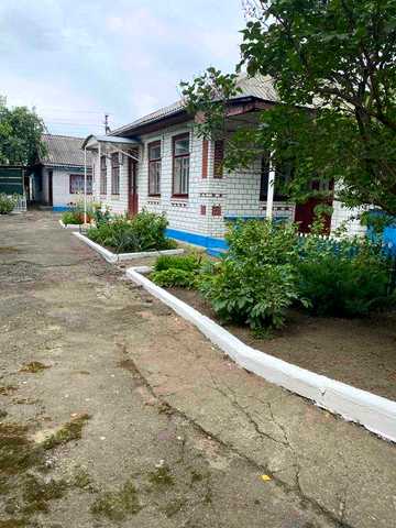 Продам будинок у Вінницькій області,м. Бершадь