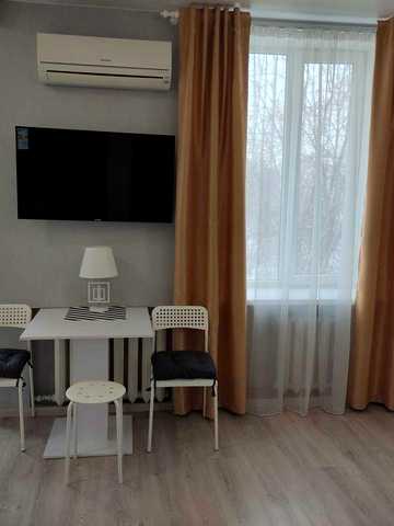 Продам свою 1 ком. квартиру с ремонтом пр. Мазепы (Петровского)