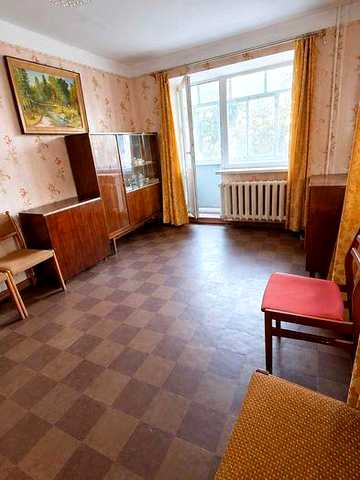 Продаж 1 кімнатної квартири 33 м2. Цегла. 2/5 пов Фурманова №8206
