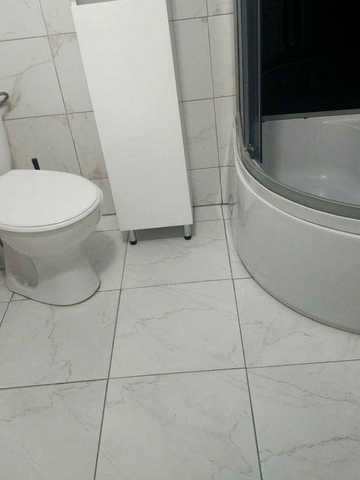 Здам  2-х квартиру в центрі  можно для 2-3 хлопців з ЗСУ на місяць або надовго