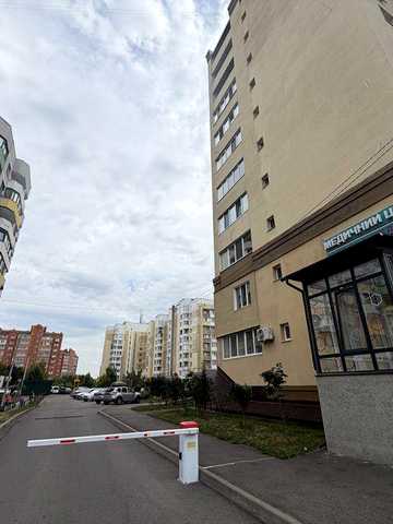 Продам 1 к квартру вул. Йови 1, частково з ремонтом, 50м2