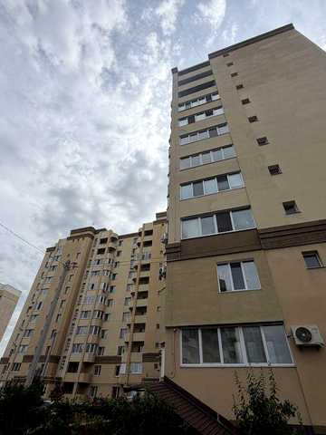 Продам 1 к квартру вул. Йови 1, частково з ремонтом, 50м2