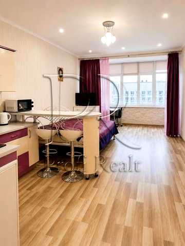 Продаж 1 кімн. квартири за адресою вул. Жилянська 118.
