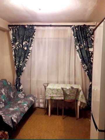 Продам коммунальную квартиру в центре Черноморска! Мебель и техника остается!!!