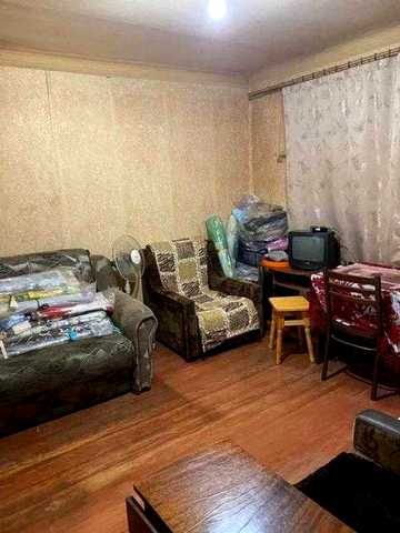 Продам 2-комн. гостинку на Одесской