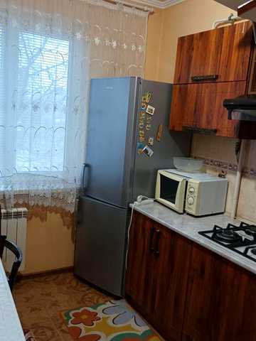 Оренда 2х кім. каартири по вул.Головній,ціна 350дол.
