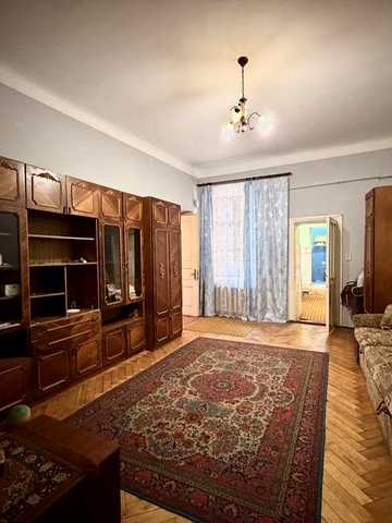 Оренда трикімнатної квартири в центрі по вул. Кості Левицького