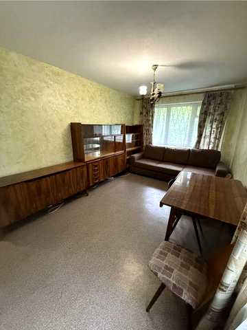 Продаю 2к квартиру Ютз ,Театральная
