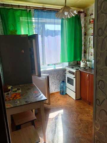 продам квартиру 1-ком 4/5 на 173кварталі