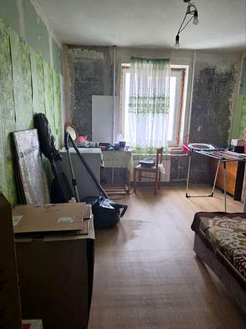 Продам двокімнатну квартиру Лівобережний 3