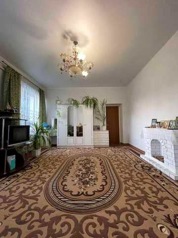 Продаж 4к квартири ,вул.Шекінська