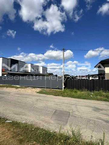Боярка Продаж Таунхаусу 88 м2 на 3х сотках, з частковим ремонтом (введений в екслпуатацію)