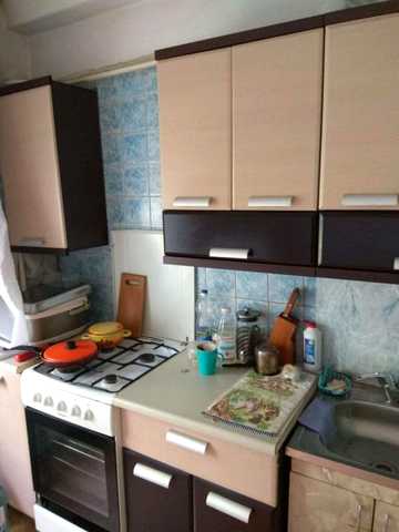 Продається 1ком. квартира вул. Шкільна (малий ринок)