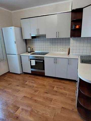Сдам 2-ух комнатную квартиру в новом доме, проспект Науки,55-А.
