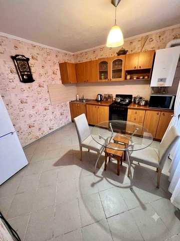 Продам 3-х кв,Бзів,Київська обл