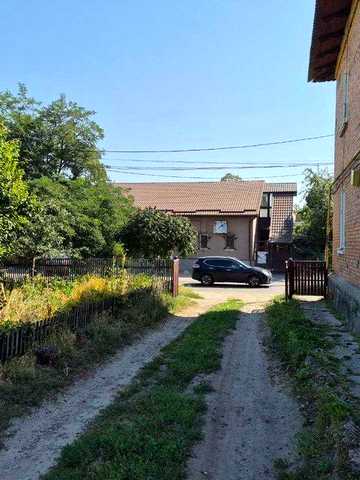 Продам 2-х кімнатну квартиру м.Зміїв. Центр