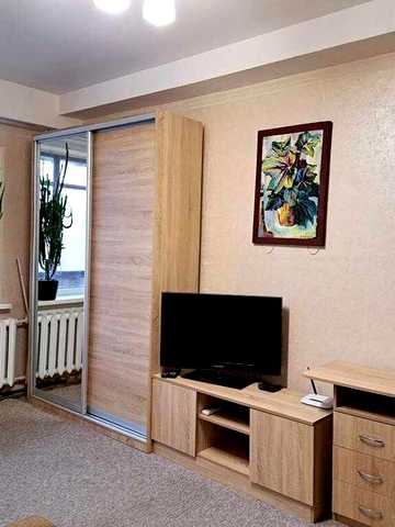Оренда 1-кімнатної квартири, Солом'янський район, метро Шулявська, вулиця Сергія Берегового 22.