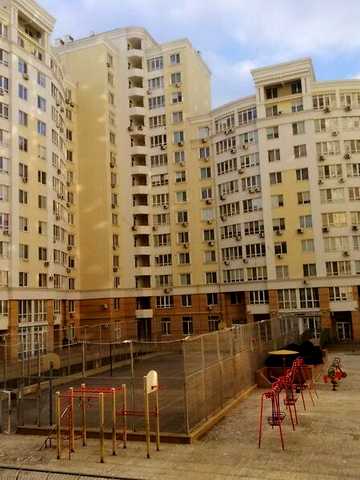 Продаж 3к Квартира Незалежності вулиця