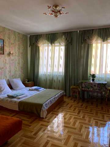 Квартира двохкімнатна роздільна