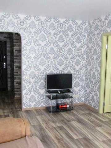 Здам 2 кімнатну квартиру по вулиці Братській в Центрі міста