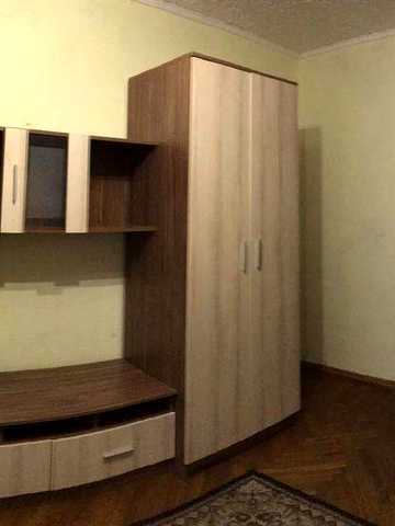 Сдам срочно 2 ком. кв.на Тополе 1