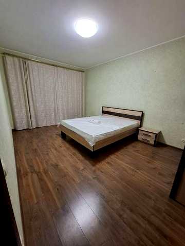 Здається трикімнатна квартира 70.5 м.кв в  с.Гатне  ЖК Фемелі