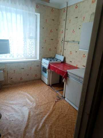 Сдам 2-х кімнатну квартиру біля метро Вирлиця