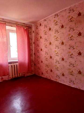 Продам малосімейку в центрі міста