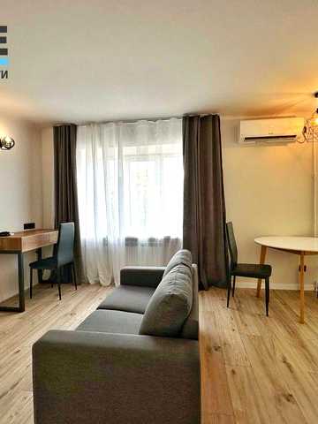 Сучасна квартира як номер готелю на Слобожанському проспекті (Океан)