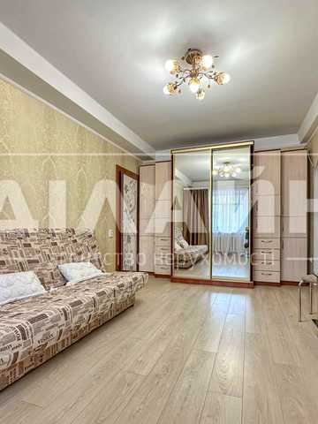 Патріотична вул., 60