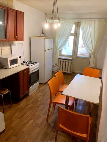 Сдам 1ю квартиру на Красном Камне