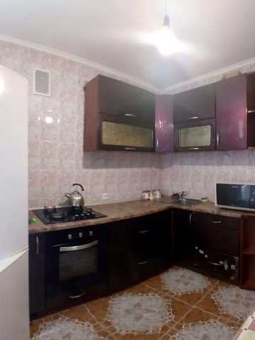 Оренда 2 кімнатної квартири вул. Незалежності 2А, 7 поверх, ГАЗ