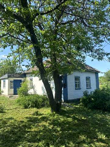 Продам будинок в селі