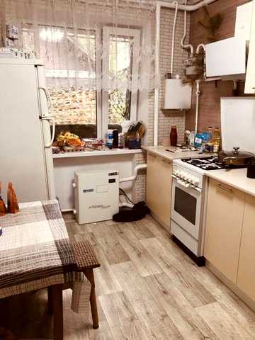 2-кімнатна квартира з ремонтом, Сновськ