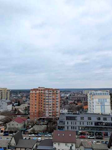 Чудова велика квартира в центрі міста Ірпінь! Індивідуальне газове опалення, державні програми - так. Тераса! ЖК Соборний