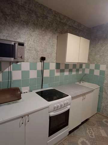 Академіка Заболотного вул., 126